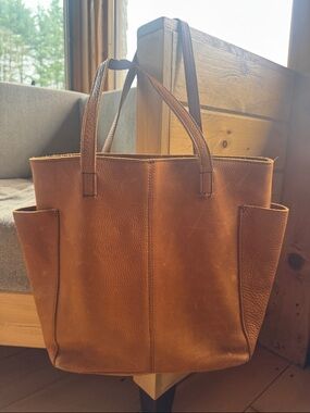 Duluth Trading Tan Leather Tote Bag